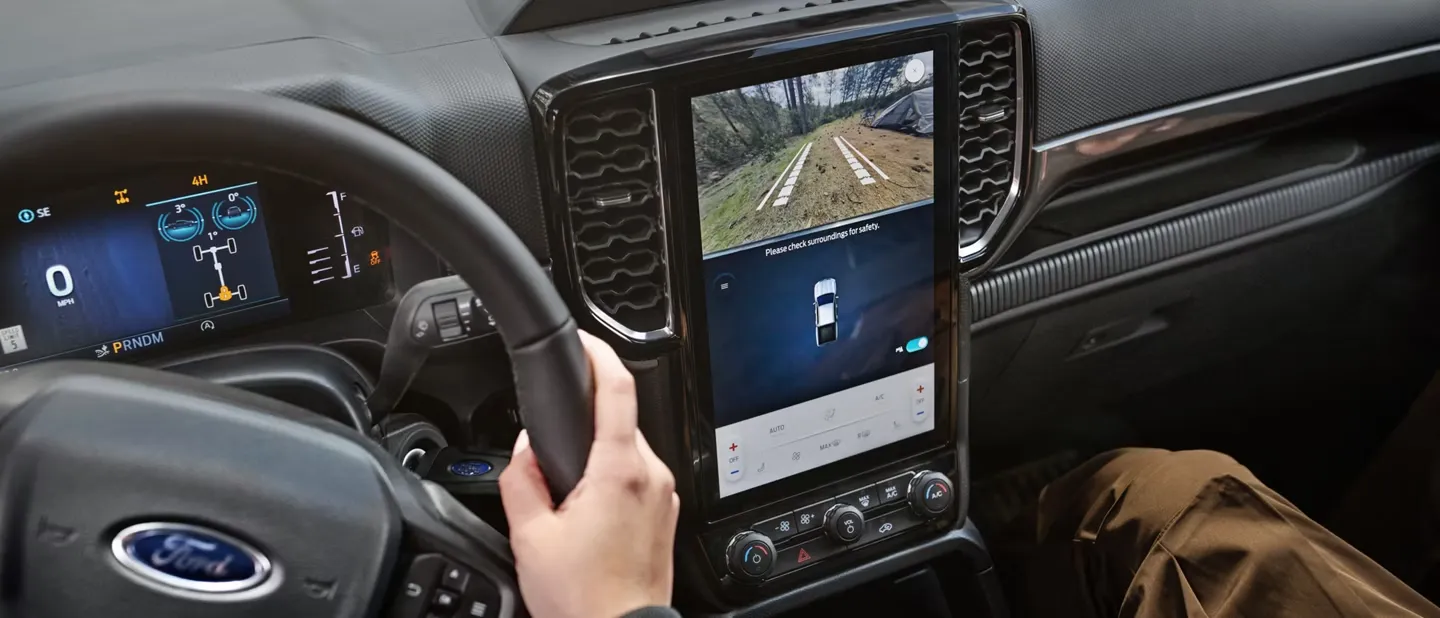 Écran tactile SYNC 4 et caméra à 360 degrés du Ford Ranger 2026.